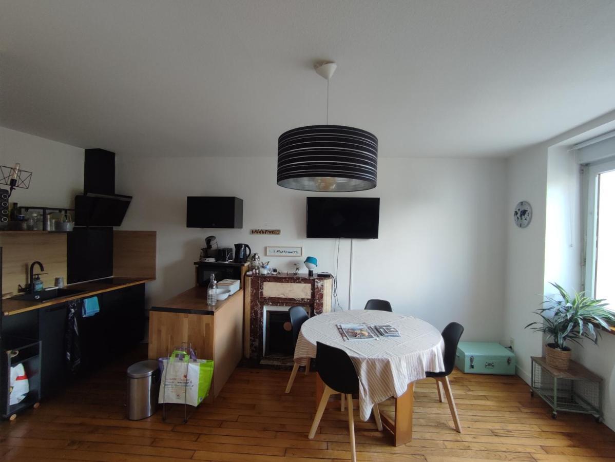 Appartement 2 Pieces Centre De Vannes Avec Parking Prive Exterior photo